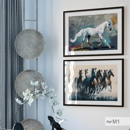 Moroccan horse artwork, Décoration de chambre au Maroc, tableaux encadrées en bois, cheval blanc et noir صالون مغربي
