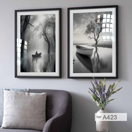 Idées de décoration artistique avec paysages marins et bateaux, tableaux encadrés, noir et blanc estivaux