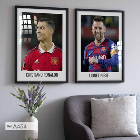 Affiches sportives murales, tableaux Messi & Ronaldo en football, encadrés et vitrés disponible à Casablanca