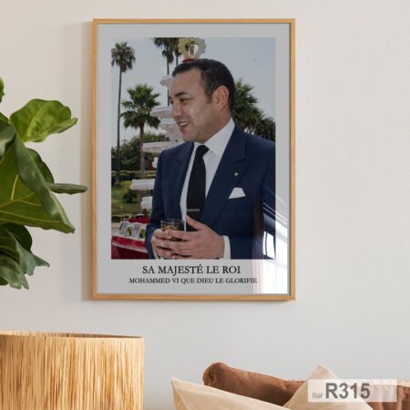 الملك المغربي يشرب كأس الشاي Tableau décoratif, Portrait Roi Mohamed six souriant buvant un verre de thé Marocain
