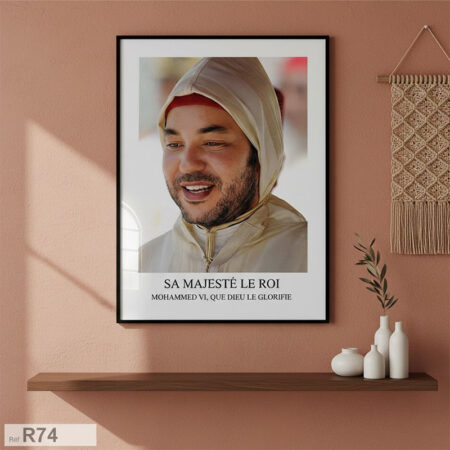 Tableau décoratif bureau & salle de réception au Maroc - Portrait Roi Mohammed VI souriant avec djellaba traditionnelle, expédition de puis Casablanca