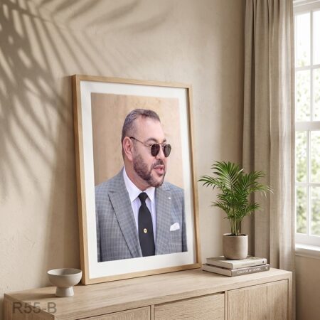 Tableau décoratif mural Maroc: Portrait jeune roi Mohammed 6 à Rabat avec lunettes de soleil & sourire لوحة صاحب الجلالة الملك محمد السادس